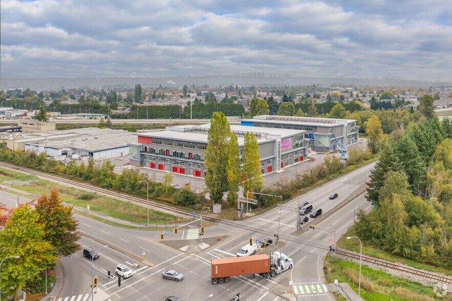 4899 Vanguard Rd, Richmond, BC à vendre - Photo du bâtiment - Image 3 de 3