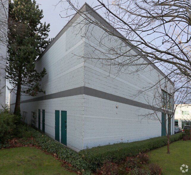 8207 Swenson Way S, Delta, BC for sale - Building Photo - Image 3 of 6