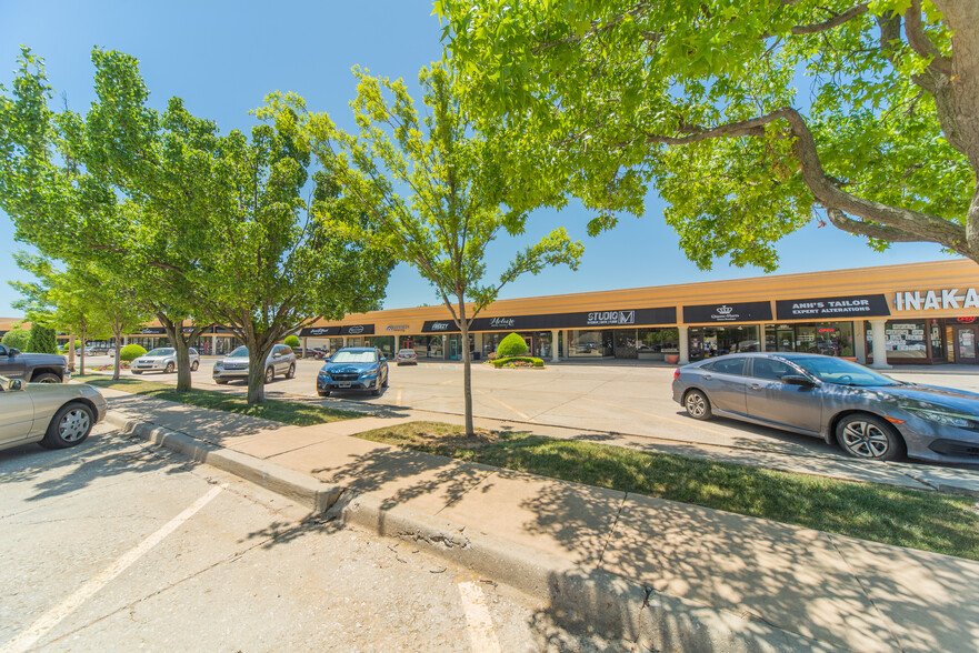 9201 N Pennsylvania Ave, Oklahoma City, OK for lease - Building Photo - Image 1 of 12