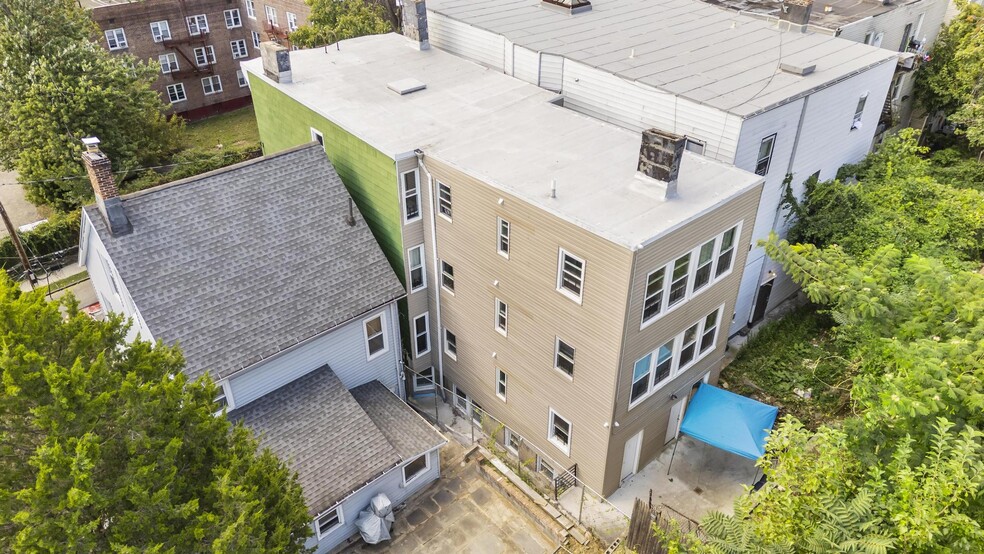 288 Woodworth Ave, Yonkers, NY for sale - Building Photo - Image 2 of 14