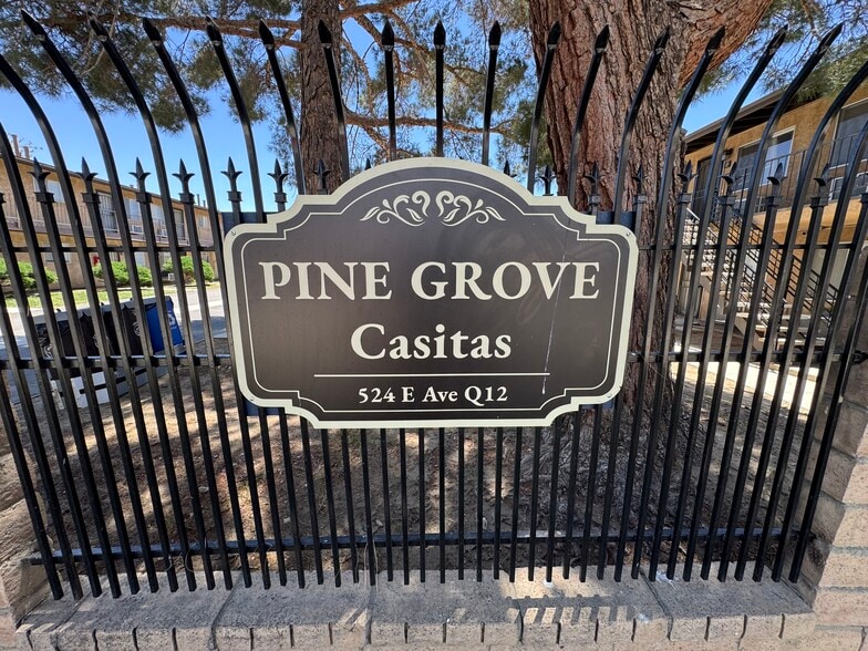 518-524 E Avenue Q-12, Palmdale, CA for sale - Building Photo - Image 2 of 16