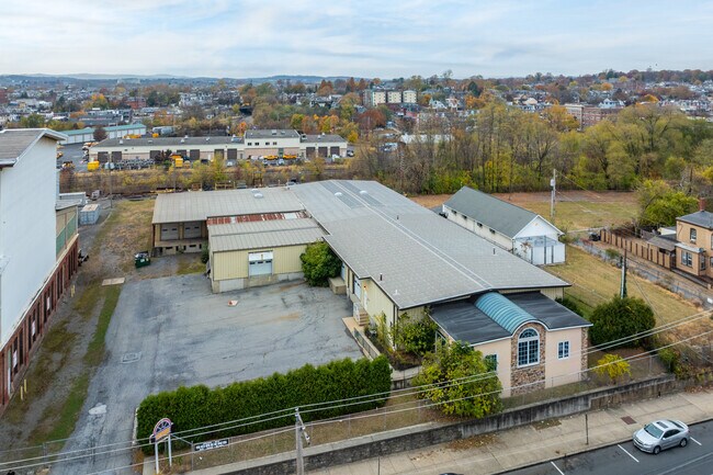 Plus de détails pour 500 N 8th St, Reading, PA - Industriel à louer