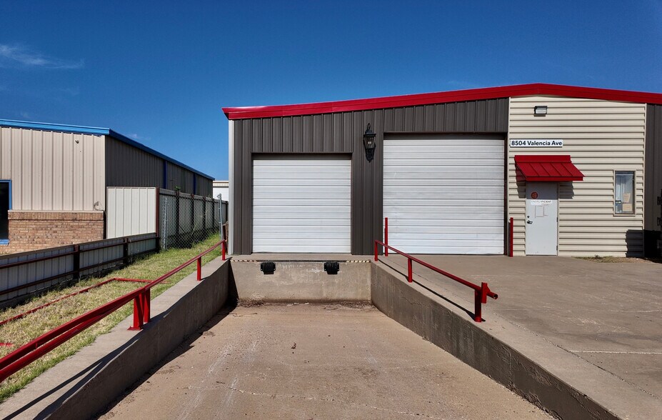 8504 Valencia Ave, Lubbock, TX à louer - Photo du bâtiment - Image 2 de 10