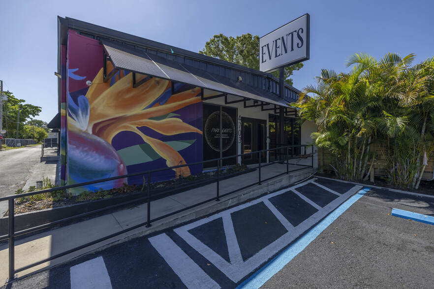 4703 Park St N, Saint Petersburg, FL for lease - Building Photo - Image 1 of 29