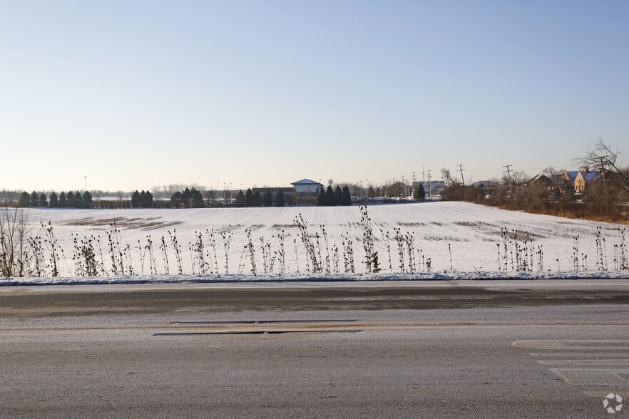 South Barrington Landsites portfolio of 3 properties for sale on LoopNet.ca - Primary Photo - Image 1 of 3