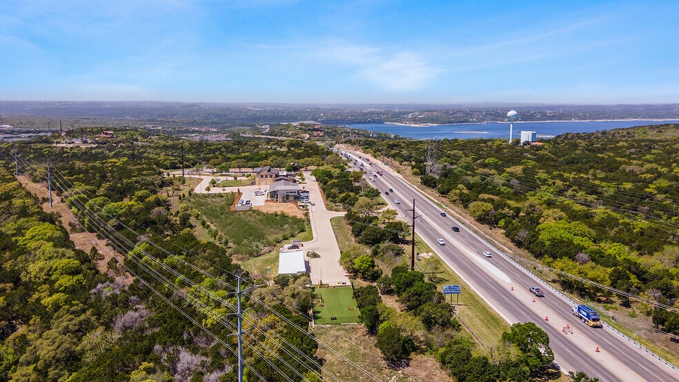 6111 N FM 620, Austin, TX à vendre - Photo du bâtiment - Image 2 de 31