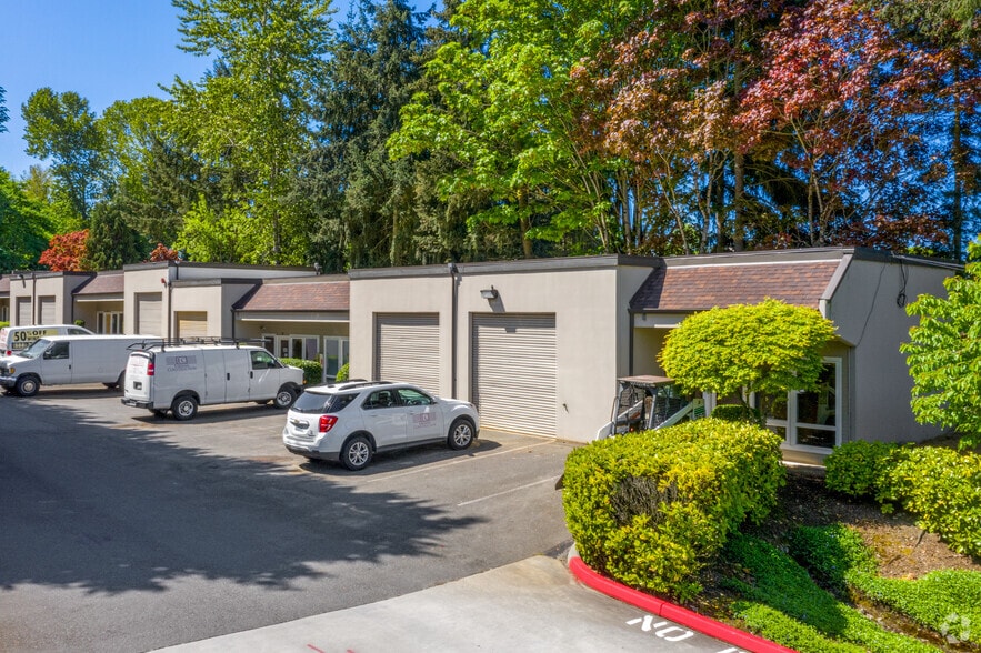 703-757 Kirkland Ave, Kirkland, WA for lease - Building Photo - Image 3 of 3