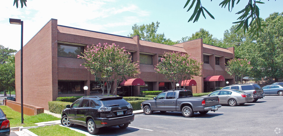 3800 Forest Dr, Columbia, SC for lease - Building Photo - Image 2 of 8