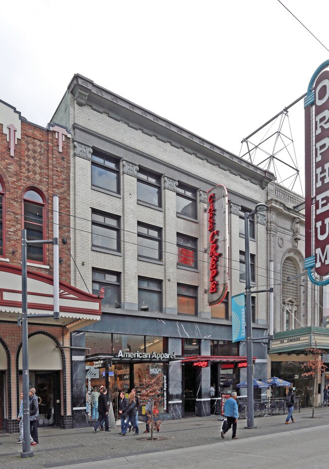Plus de détails pour 872-874 Granville St, Vancouver, BC - Commerce de détail à louer