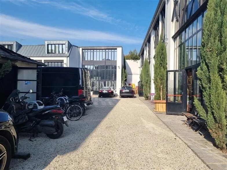 Office in Arcueil for lease - Building Photo - Image 1 of 10