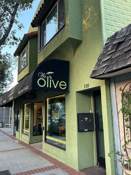 110 N Santa Cruz Ave, Los Gatos, CA à louer - Photo du bâtiment - Image 2 de 16