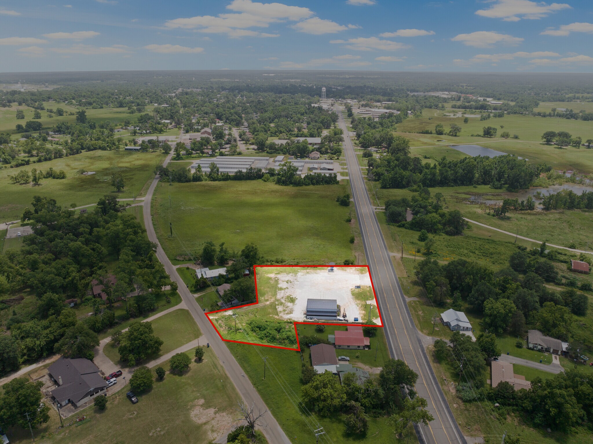 908 W Broadway St, Winnsboro, TX à vendre Photo du bâtiment- Image 1 de 30