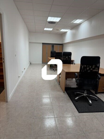 Bureau dans Paris à vendre - Photo du bâtiment - Image 2 de 6