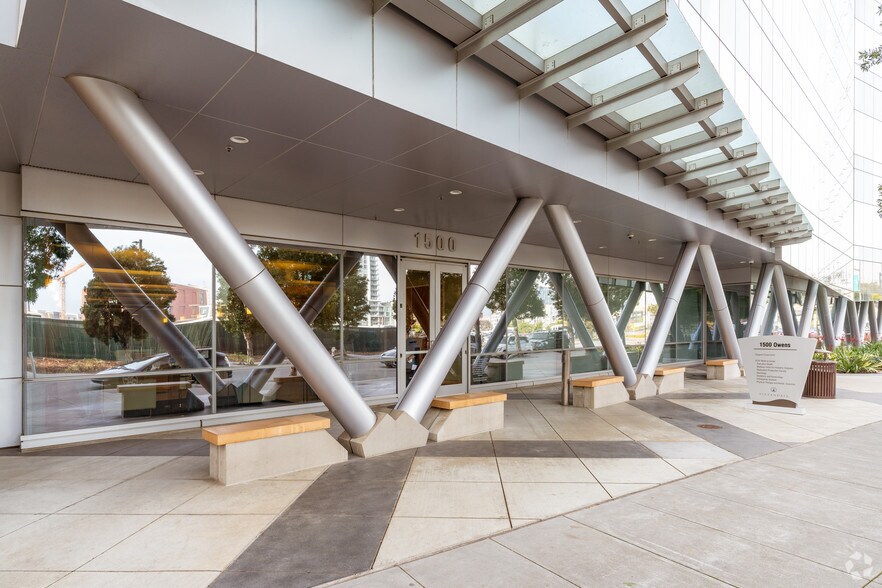 1500 Owens St, San Francisco, CA à louer - Photo du bâtiment - Image 2 de 4