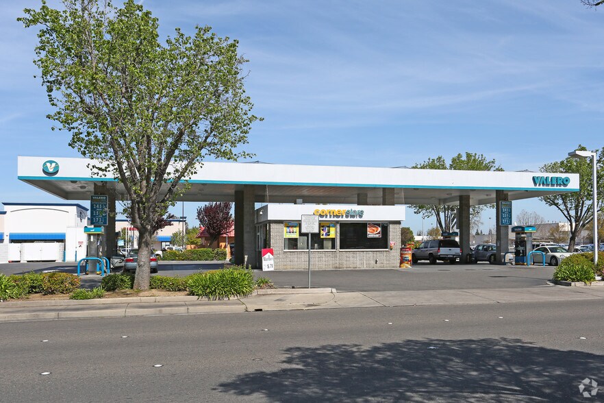 1107 W Olive Ave, Merced, CA à louer - Photo du bâtiment - Image 3 de 3