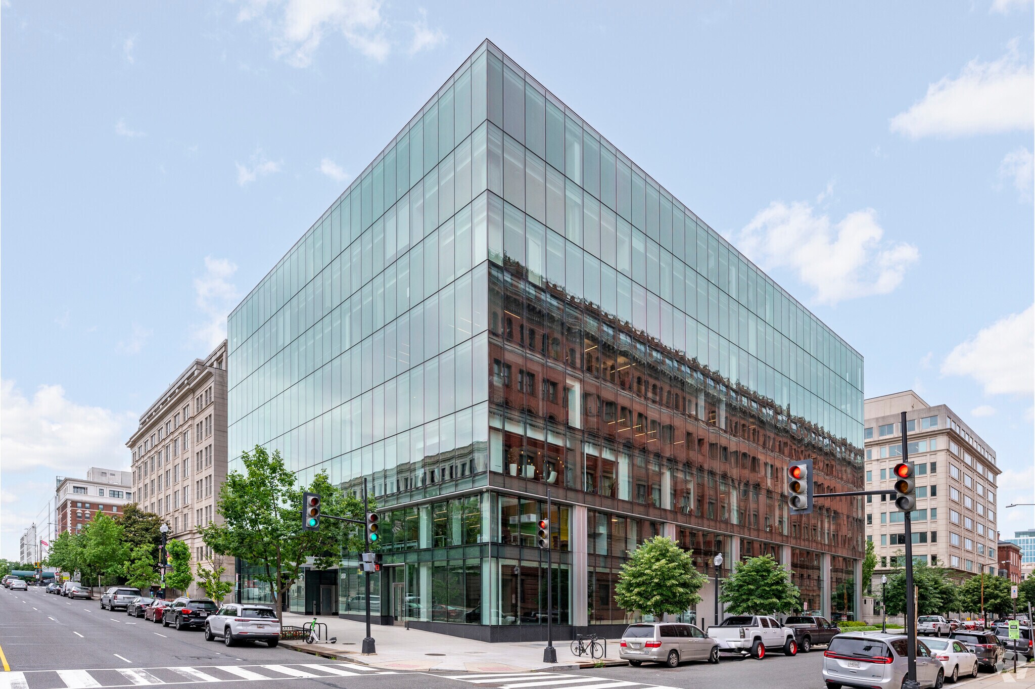 660 N Capitol St NW, Washington, DC à louer Photo du bâtiment- Image 1 de 10