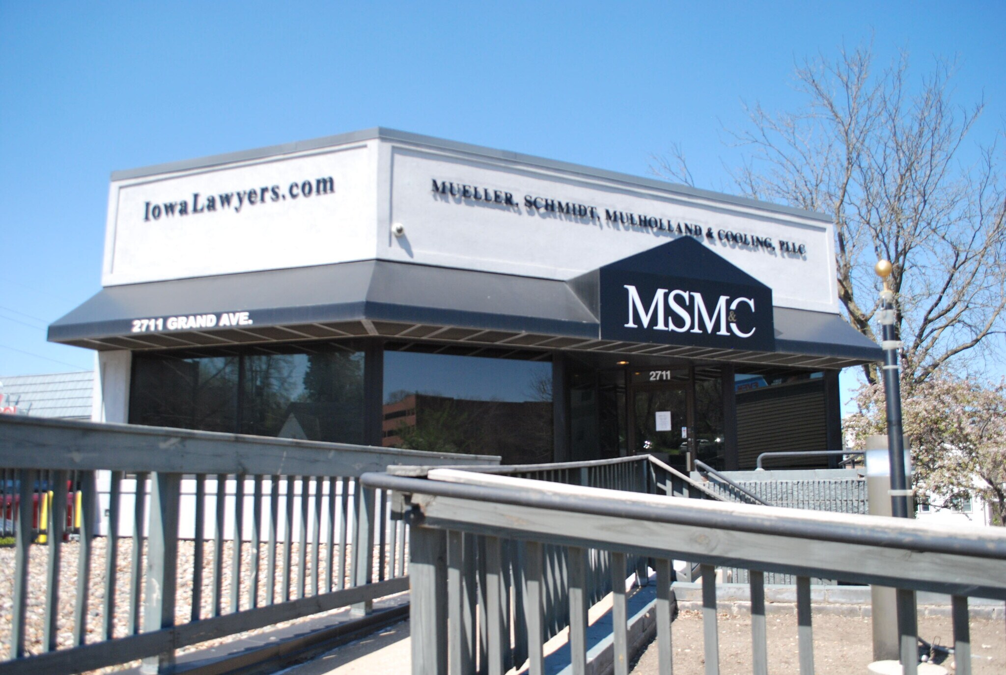 2711 Grand Ave, Des Moines, IA for sale Building Photo- Image 1 of 1