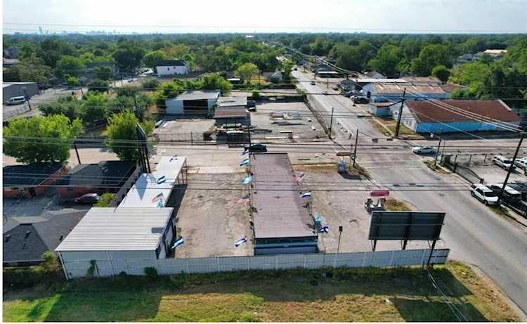 1602 Collingsworth, Houston, TX à louer - Photo du bâtiment - Image 2 de 11