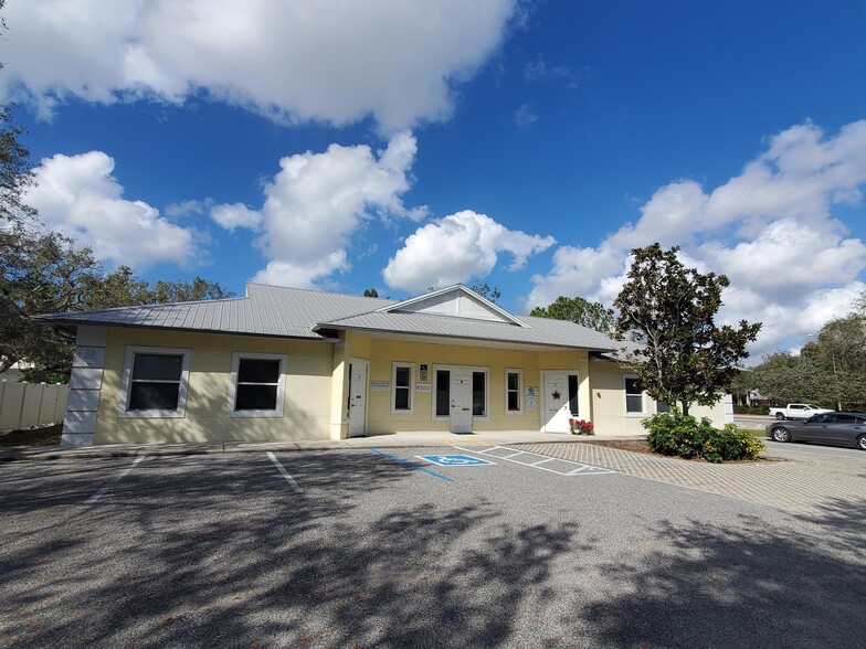 3260 Fruitville Rd, Sarasota, FL for sale - Building Photo - Image 1 of 1