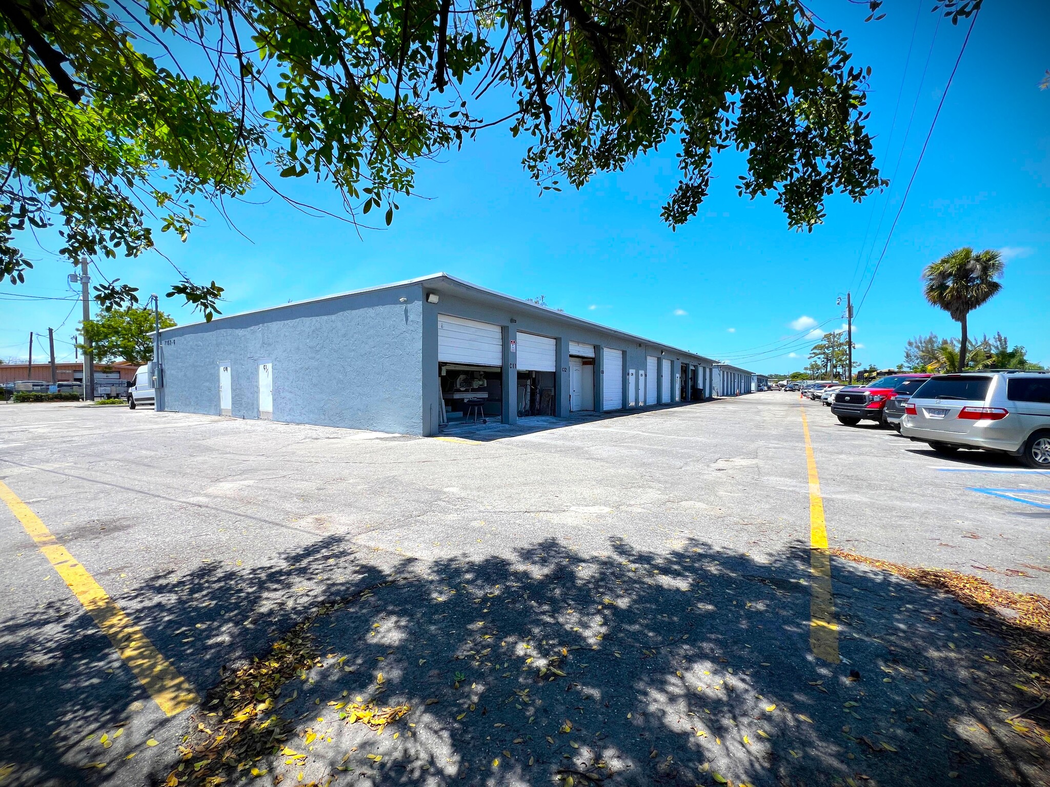 7153 Southern Blvd, West Palm Beach, FL for lease Primary Photo- Image 1 of 8