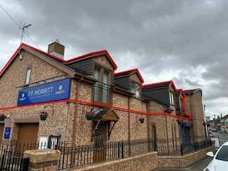 More details for 13 Racca Green, Knottingley - Retail for Sale