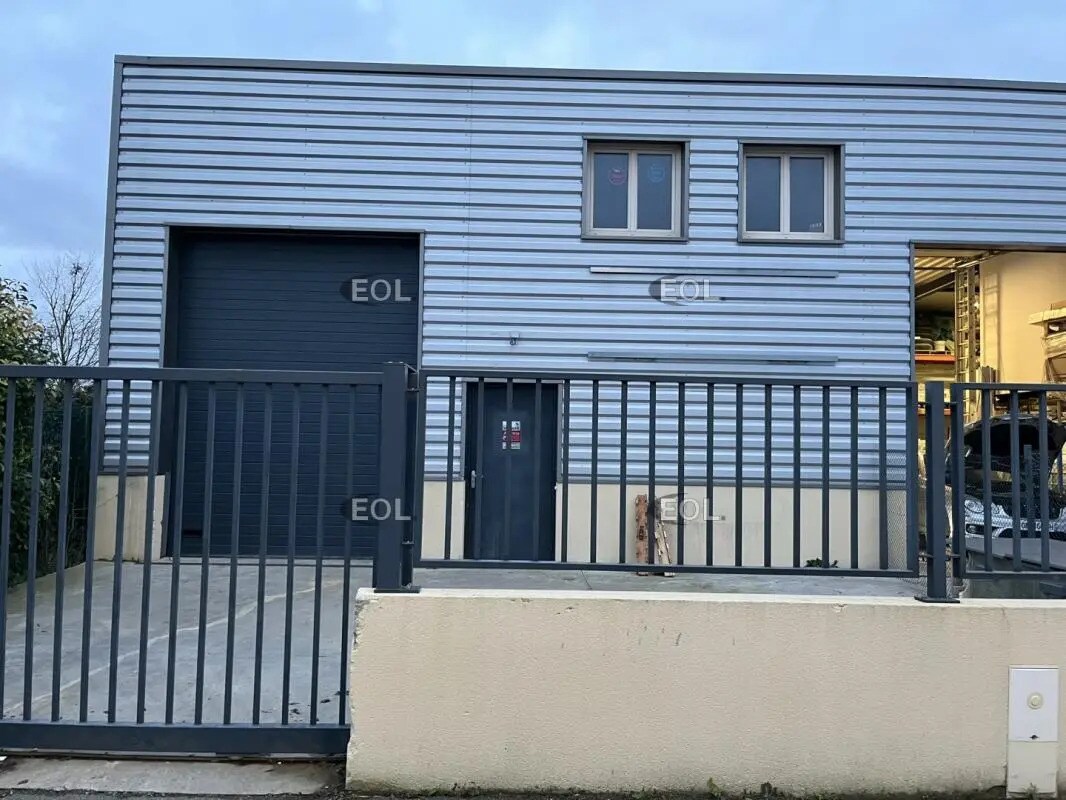 Flex dans Conflans-Sainte-Honorine à louer Photo du bâtiment- Image 1 de 10