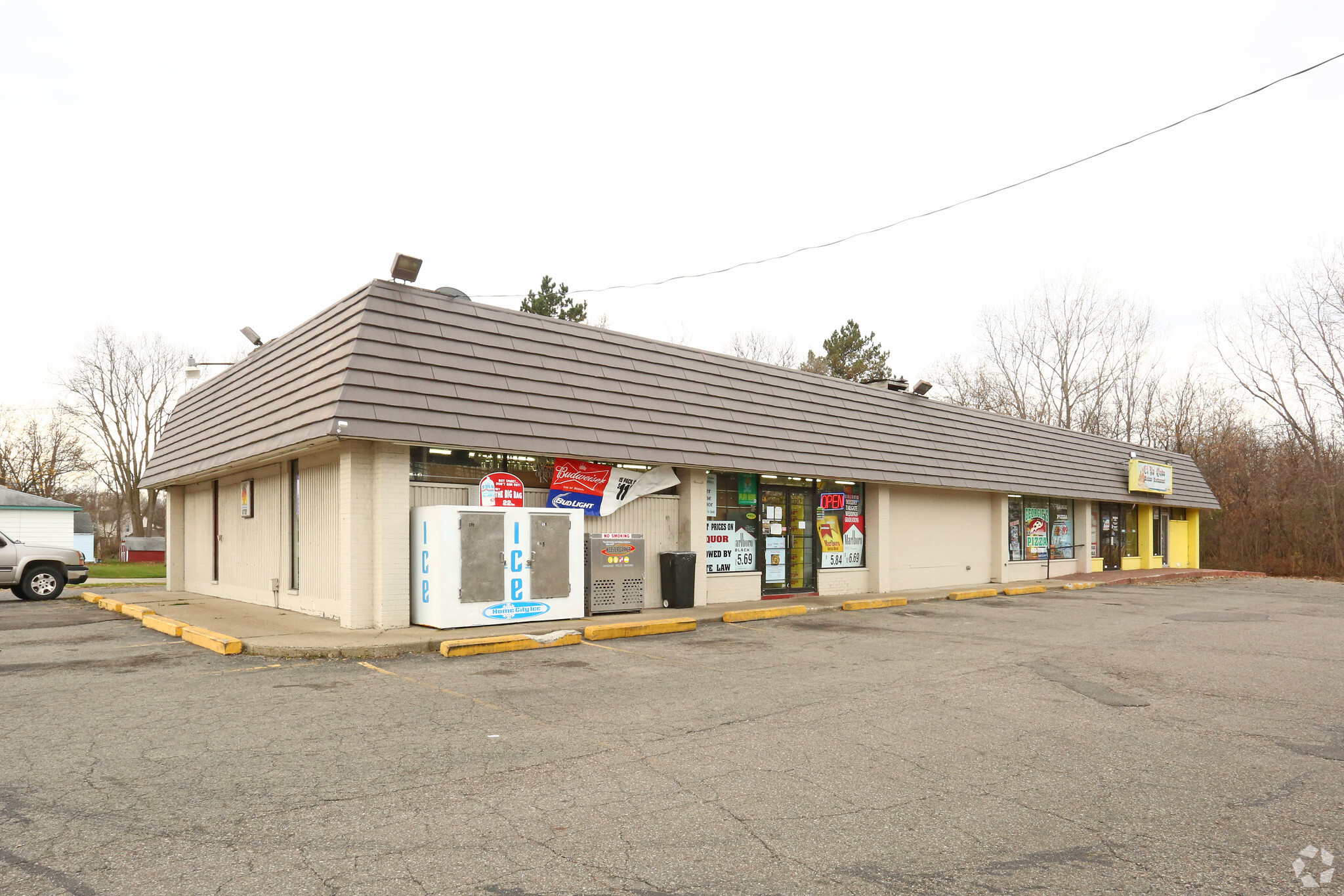 7498-7504 Davison Rd, Davison, MI for sale Primary Photo- Image 1 of 1