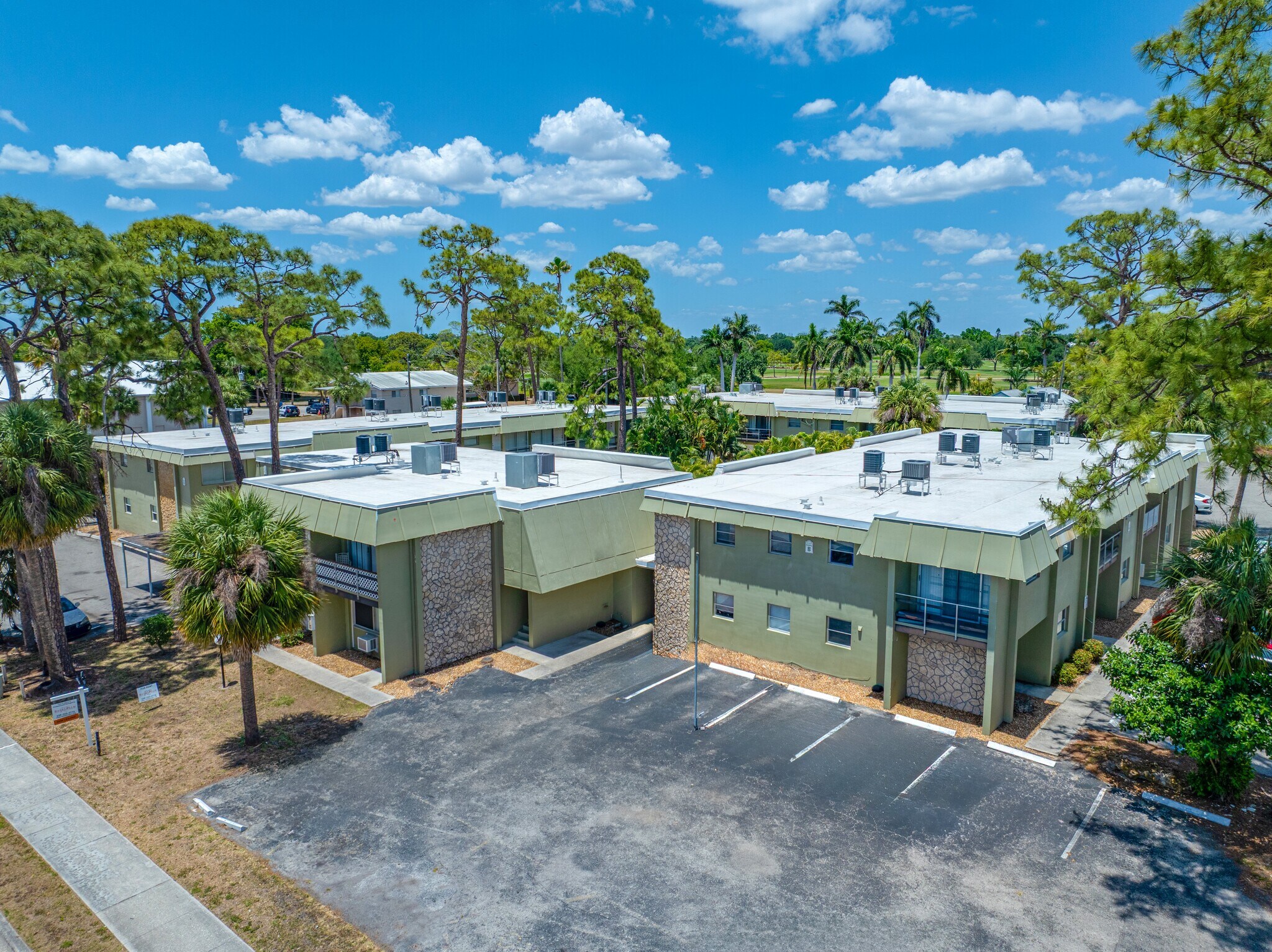 1852 Golf View Ave, Fort Myers, FL à vendre Photo du bâtiment- Image 1 de 1
