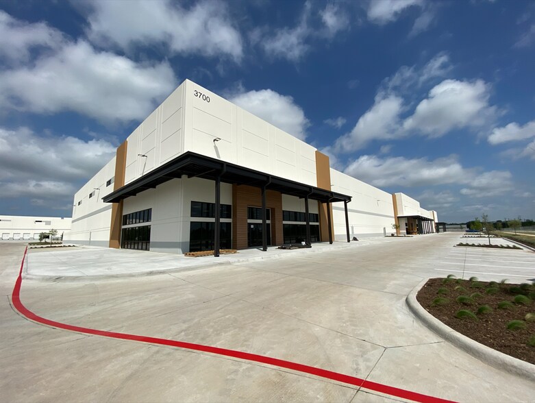 3700 Almeda St, Fort Worth, TX à louer - Photo principale - Image 1 de 6