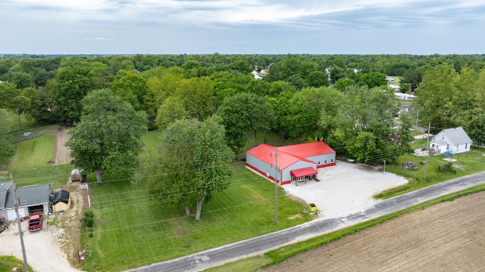 405 Fulton St, White Hall, IL à vendre - Photo du bâtiment - Image 2 de 24
