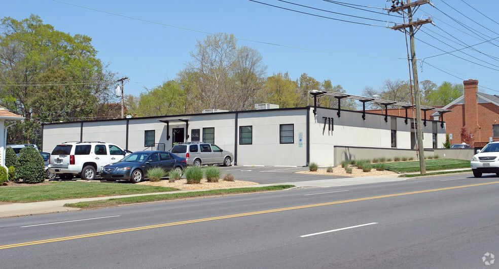 711 Central Ave, Charlotte, NC for sale - Primary Photo - Image 1 of 1