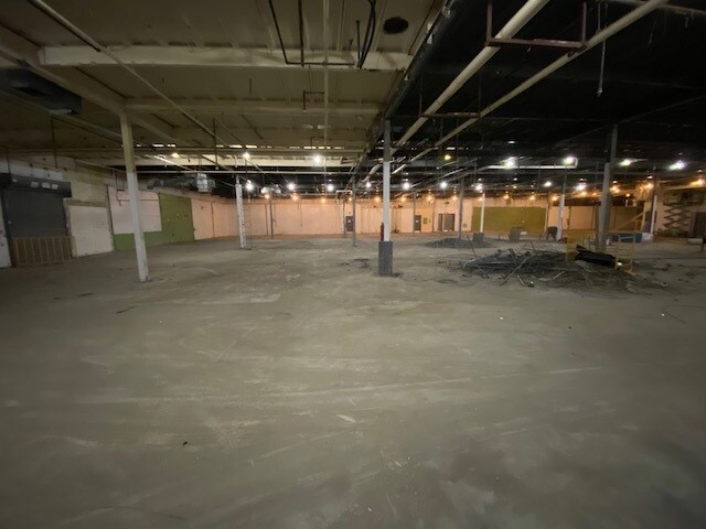 209 Mclean Blvd, Paterson, NJ à louer - Photo intérieure - Image 2 de 4