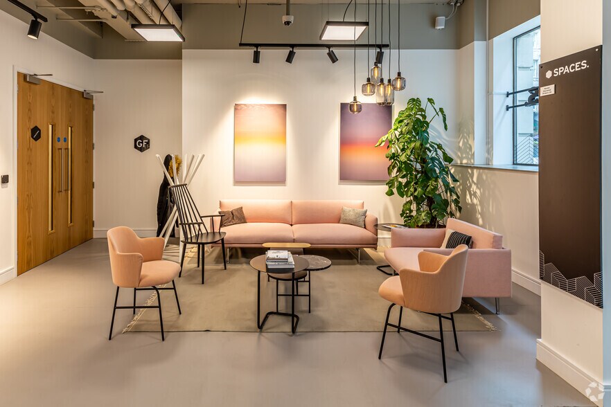 60 Cannon St, Londres à louer - Photo intérieure - Image 1 de 17