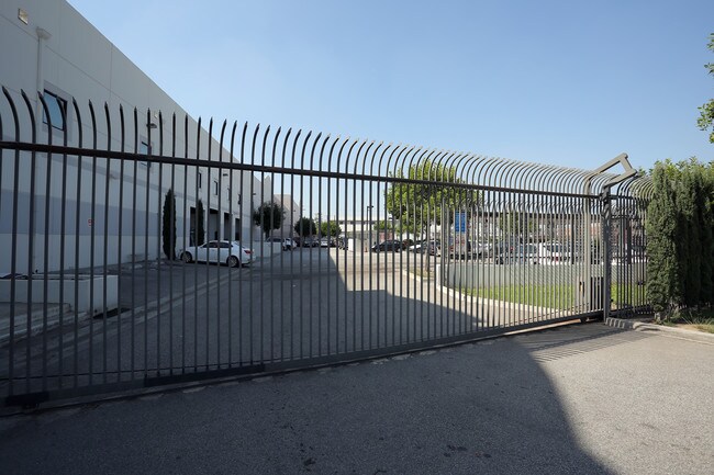 More details for 2025-2027 Long Beach Ave, Los Angeles, CA - Industrial for Lease