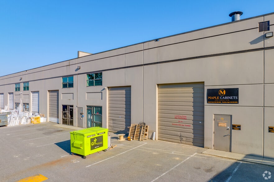 8322 130th St, Surrey, BC for sale - Building Photo - Image 3 of 4