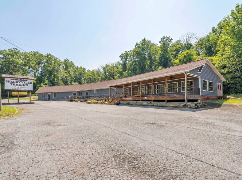 11669 Lee Hwy, Sperryville, VA à vendre - Photo du bâtiment - Image 3 de 30