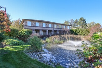 Plus de détails pour 877 Forest Hill Ave SE, Grand Rapids, MI - Bureau à louer