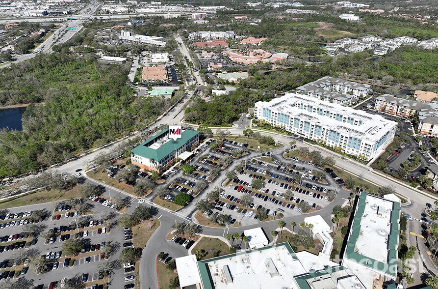 6310 Health Park Way, Bradenton, FL à louer - Photo du bâtiment - Image 3 de 13