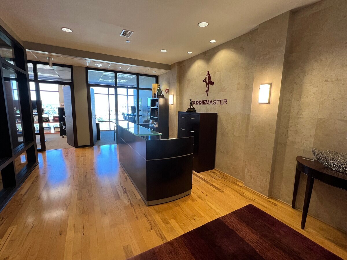 320 1st St N, Jacksonville Beach, FL 32250 - Unité 604-606 - - Photo intérieure - Image 1 of 8