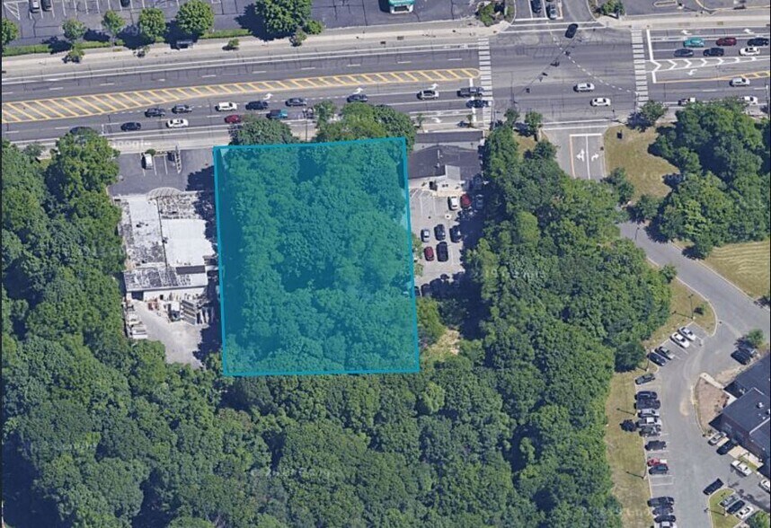 Middle Country Rd, Selden, NY à vendre - Aérien - Image 2 de 6