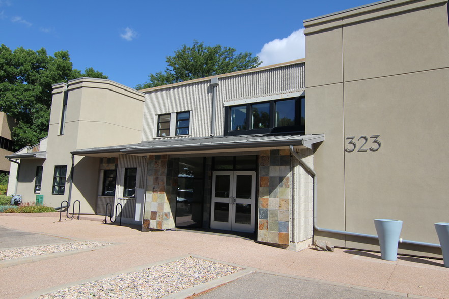 323 W Drake Rd, Fort Collins, CO for lease - Primary Photo - Image 1 of 10