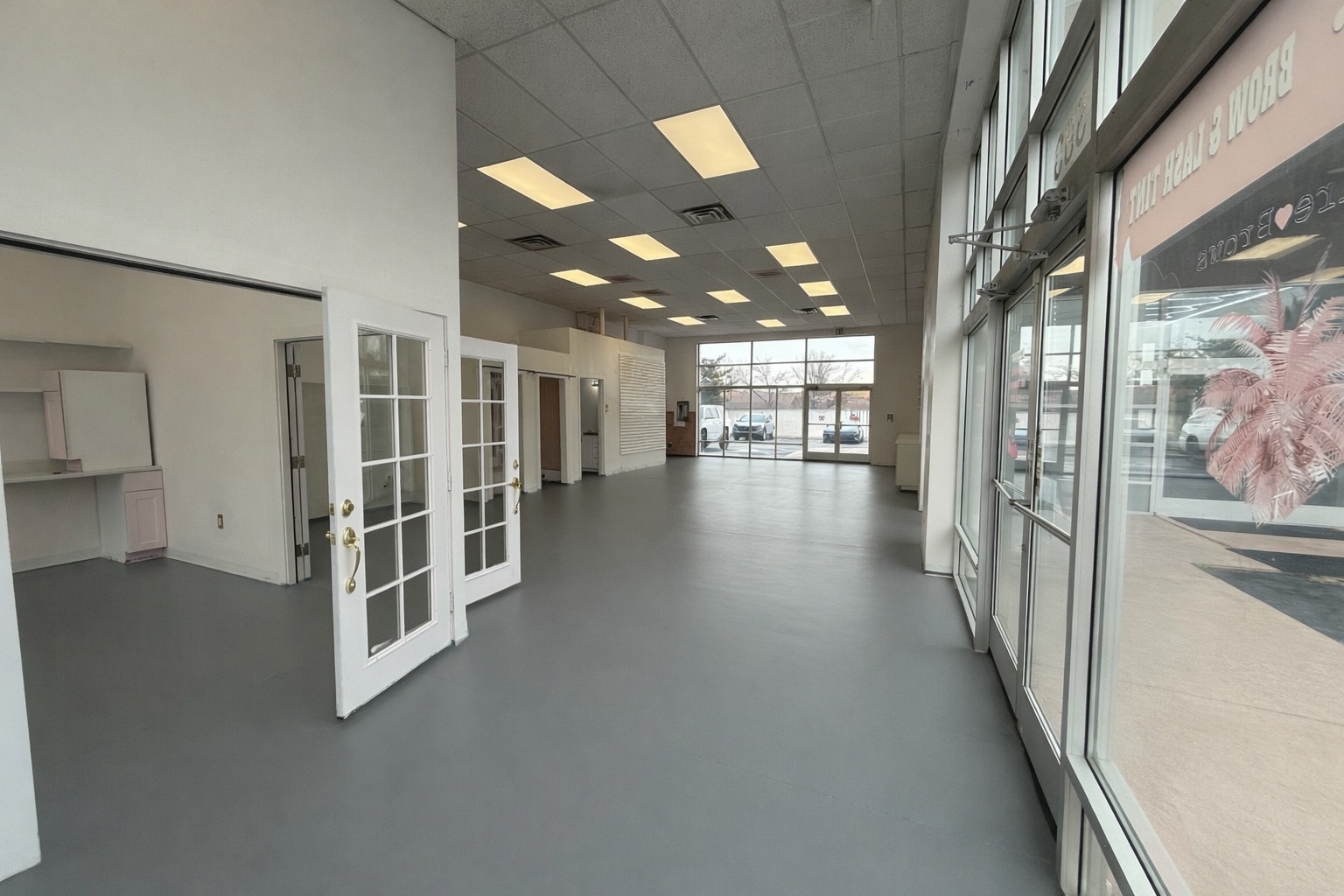 579-589 E Fort Union Blvd, Midvale, UT for lease Interior Photo- Image 1 of 5