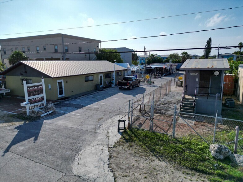 5580 1st Ave, Key West, FL à vendre - Photo du bâtiment - Image 2 de 9
