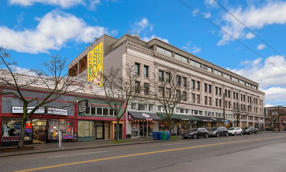 2220 NW Market St, Seattle, WA à louer - Photo du bâtiment - Image 2 de 12