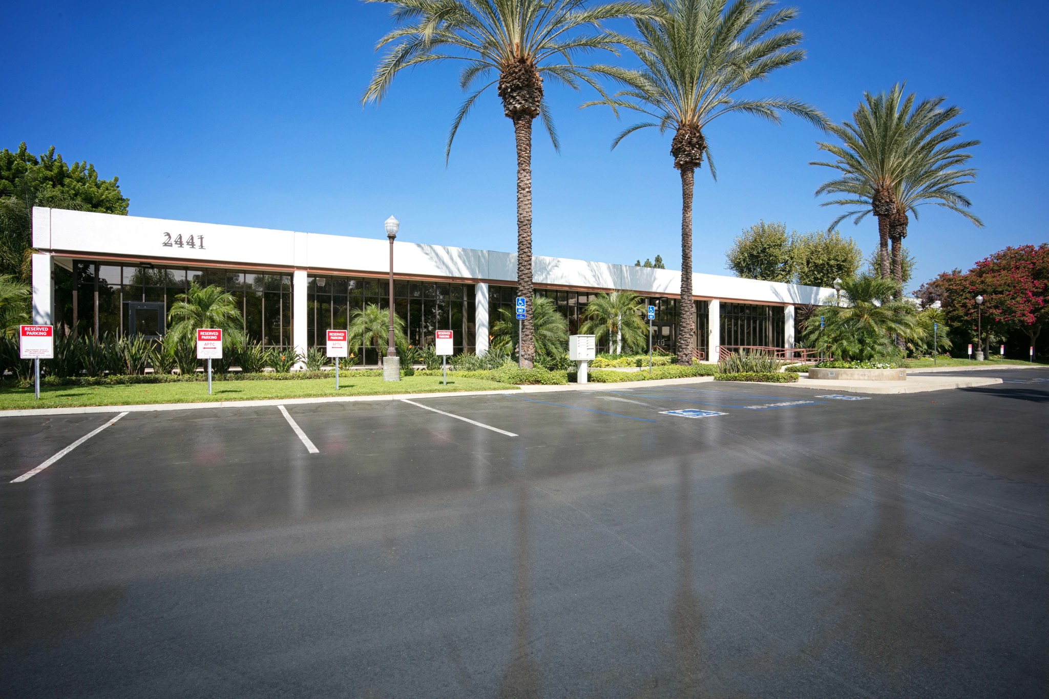 2461-2463 W La Palma Ave, Anaheim, CA for lease Building Photo- Image 1 of 5