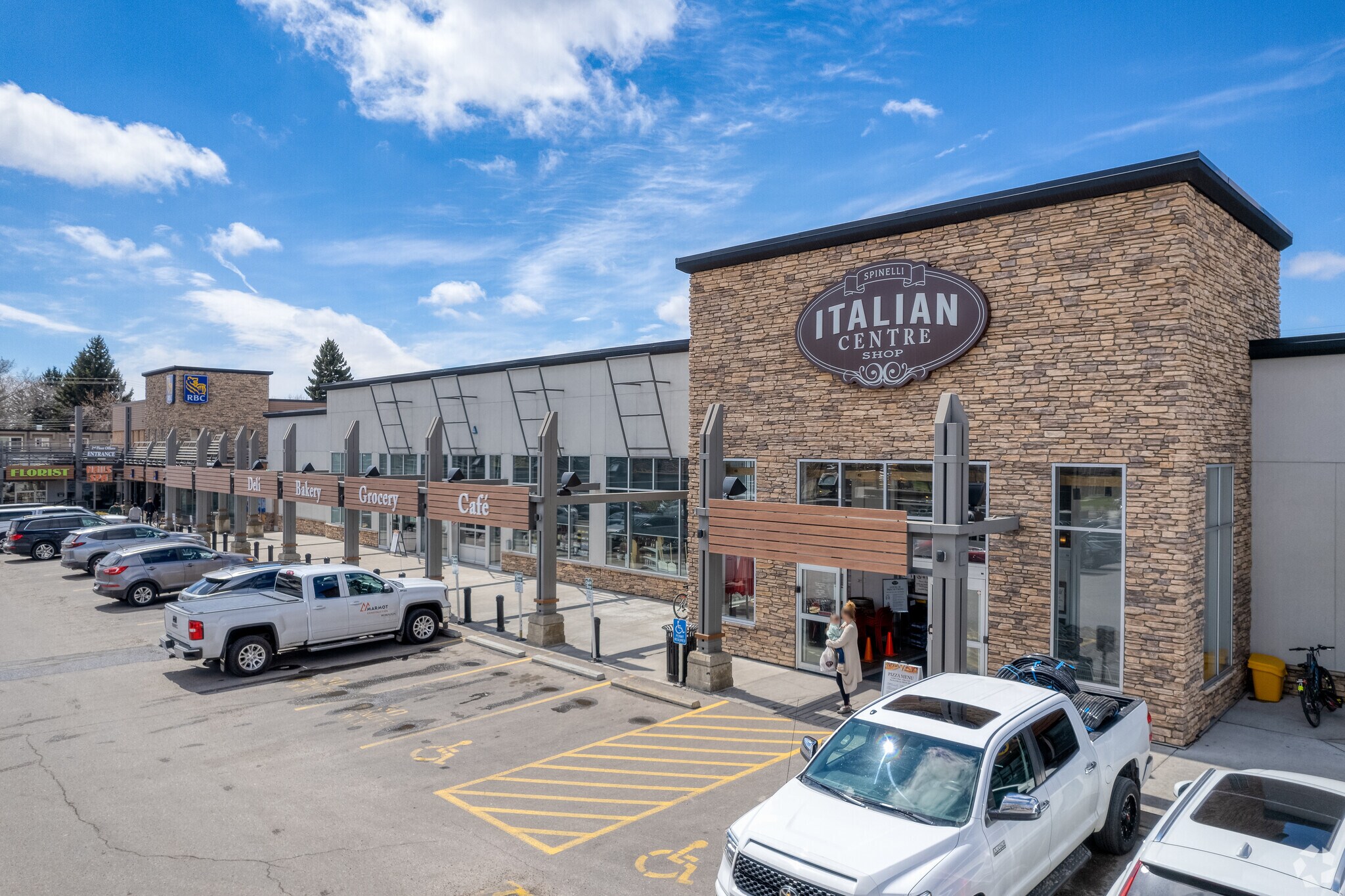 9919 Fairmount Dr SE, Calgary, AB à louer Photo principale- Image 1 de 9