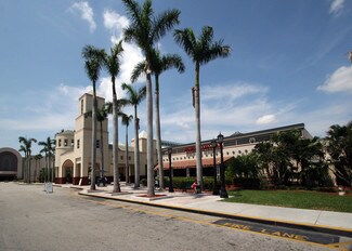 Plus de détails pour 11401 Pines Blvd, Pembroke Pines, FL - Commerce de détail à louer