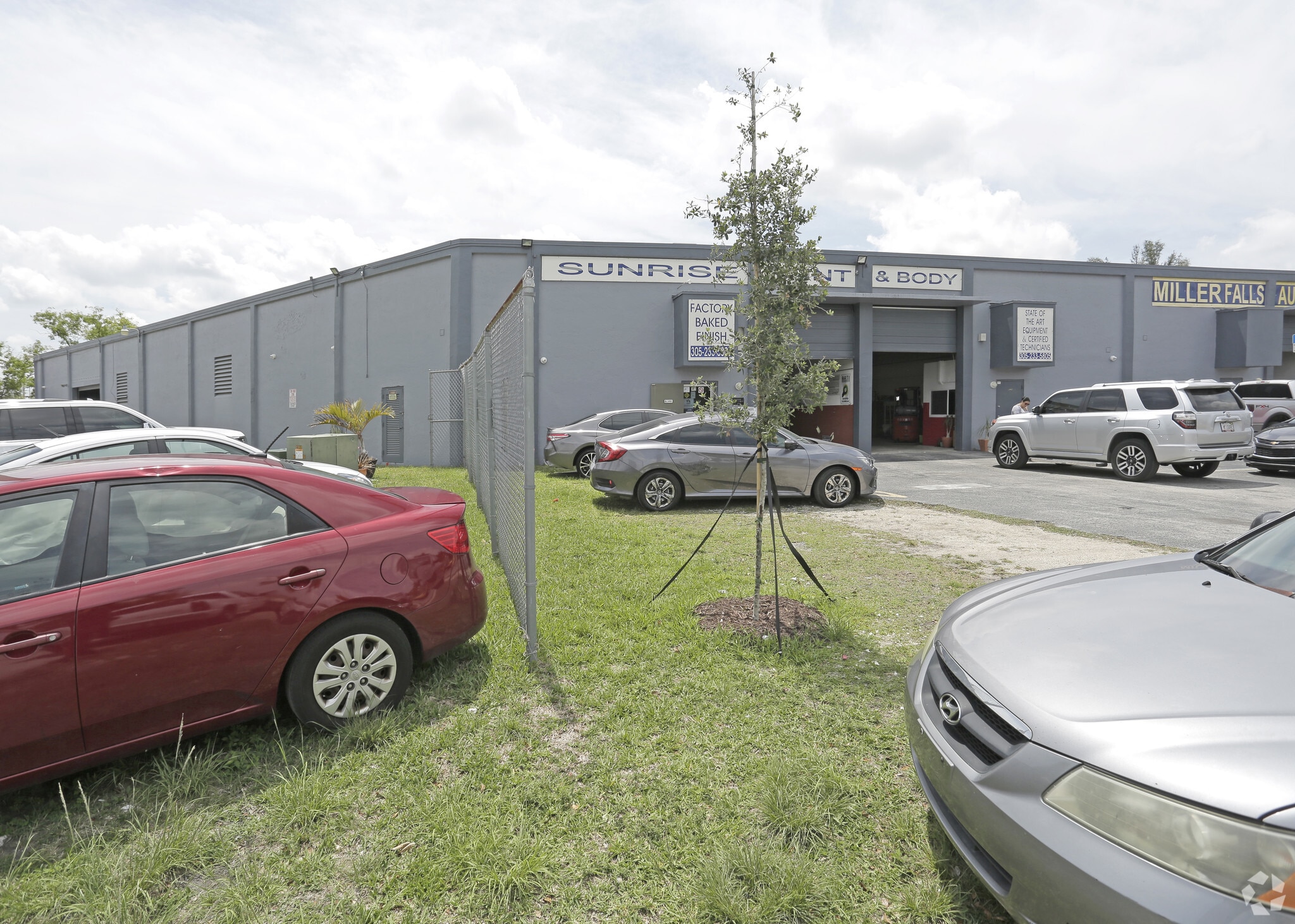 12001-12057 SW 114th Pl, Miami, FL for lease Primary Photo- Image 1 of 3