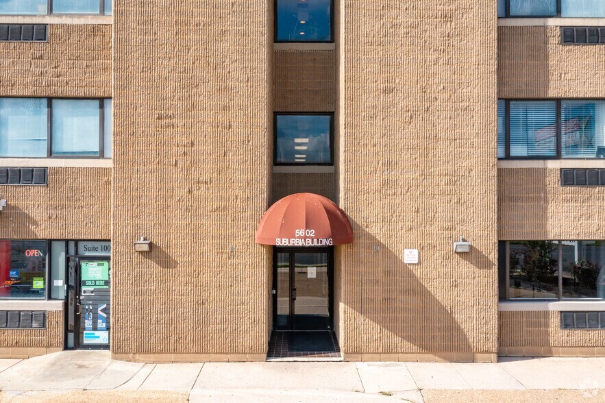 5602 Baltimore National Pike, Catonsville, MD à louer - Photo du bâtiment - Image 3 de 5