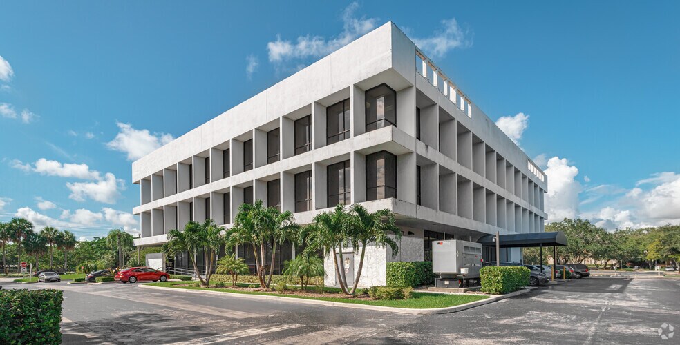3475 Sheridan St, Hollywood, FL à louer - Photo du bâtiment - Image 3 de 8